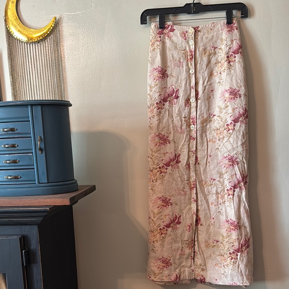 🌸🌷🌼🪷Floral Button-Down Skirt